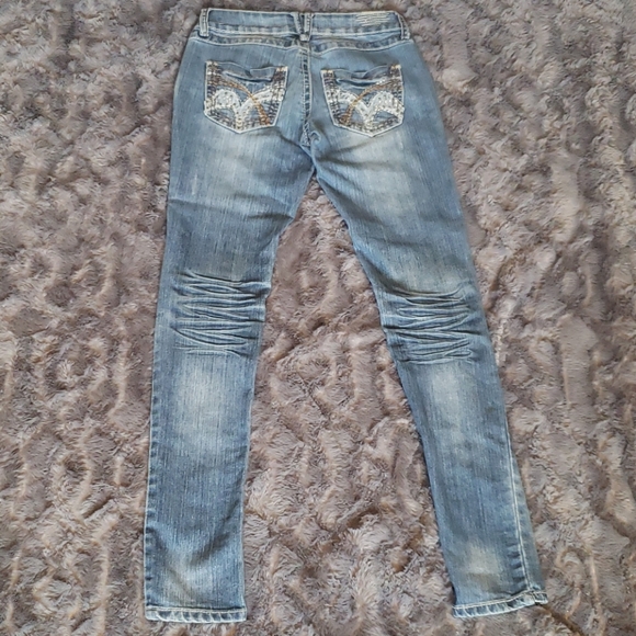 1st Kiss straight leg jeans🔥 - Picture 6 of 6